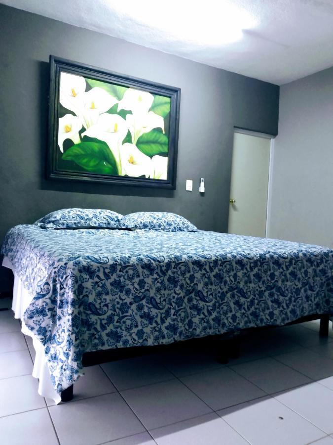 Hotel Casa Ixchel - 450M To Downtown, Wifi, Hot Water, Ac Valladolid  Exterior foto